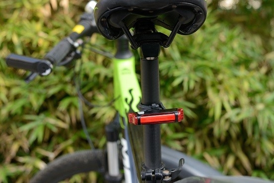 81x19x30mm 밝은 스포크 주도하는 자전거 바퀴는 20lm 허브를 밝힙니다