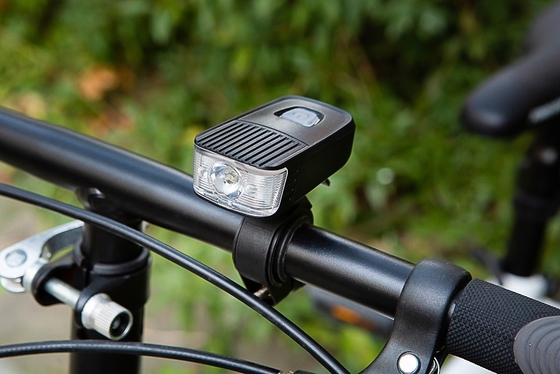 70x38x29mm 자전거 헬맷 전면램프, 5 와트 충방전 사이클 헬멧 빛