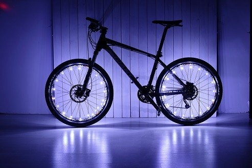자전거 바퀴 램프 3.9 센티미터를 레인프로어브 그러면 이동은 자전거 스포크 빛을 활성화했습니다